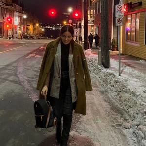 Meet your Posher, Yasmine